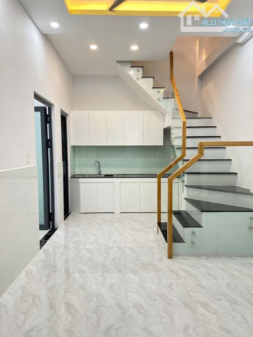 NHÀ ĐẸP QUẬN 10 - THÀNH MỸ, P8, TB – NGANG 5M CỰC ĐẸP -  28M² – 2 TẦNG - NHỈNH 4T - 3