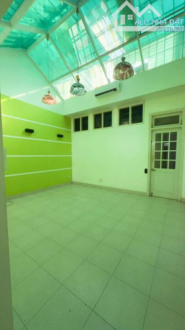 BÁN NHÀ KIỆT NGUYỄN VĂN THOẠI – GẦN BIỂN MỸ KHÊ 🌊 132.6m² | 2PN | 2WC | PK | Bếp | Hiên đ - 5
