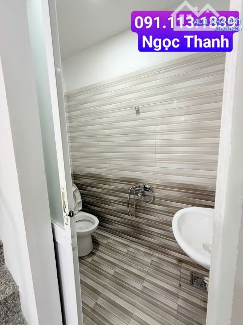 $ Cho Thuê NHà Mới- Hẻm Xe Máy- Trần Đình Xu, Q1. 4xm x 15m, 1 Lầu. 2PN. chỉ 13Tr $ - 5