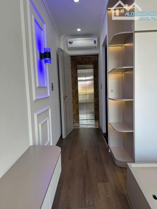 Bán nhà mới phố Trần Thái Tông, Cầu Giấy, 44m2, thang máy ôtô gần phân lô 2 thoáng, 10.5tỷ - 5