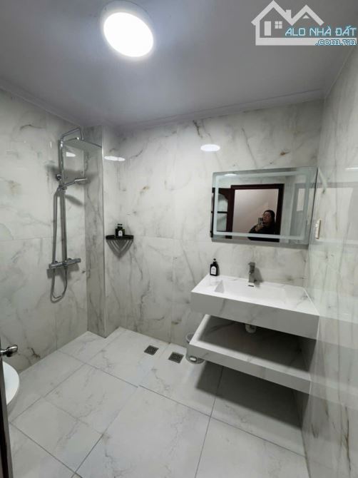 Sang nhượng toà CHDV HXH Nguyễn Bỉnh Khiêm P Đakao Quận 1. - 5