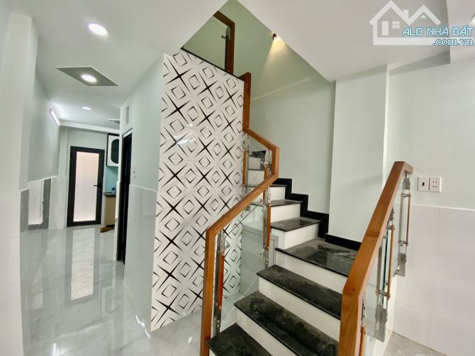 NHÀ ĐẸP TRỊNH ĐÌNH THẢO – TÂN PHÚ – GẦN ĐẦM SEN – 34M² – CHỈ 4.05 TỶ - 4