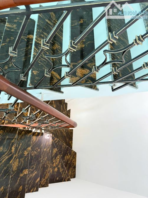 NHÀ DỊCH VỤ CCMN_THANG MÁY_2 GÓC_NGÕ THÔNG_7 TẦNG_16 PHÒNG_KIM GIANG-ĐẠI KIM 65M 15 TỶ - 5