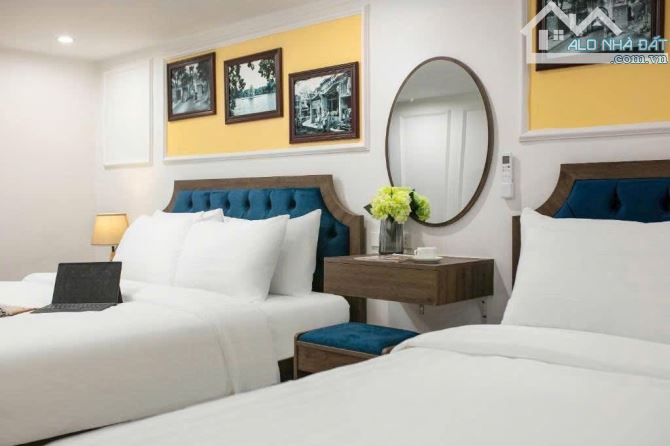 KHÁCH SẠN 4 SAO PHỐ CẦU GỖ – TRÁI TIM PHỐ CỔ HOÀN KIẾM – DOANH THU 7,8 TỶ/NĂM – GIÁ 120 TỶ