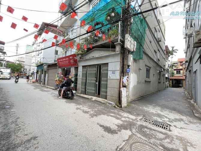 Cạnh Mặt Phố- Nguyễn Quý Trị Kiêu Kỵ_70m Vuông Vắn -Cách Vin1 chỉ 1 Phút Đạp Xe - 5