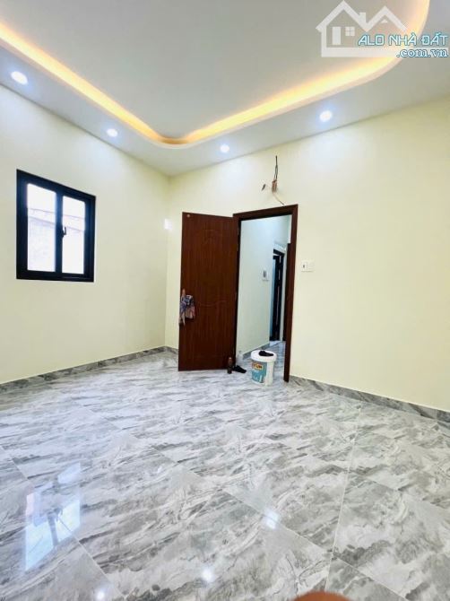 BÁN NHÀ 5 TẦNG MỚI 100% MẶT TIỀN ĐƯỜNG SỐ Q.4 XE HƠI NGỦ TRONG NHÀ NHỈNH 12TỶ - 5