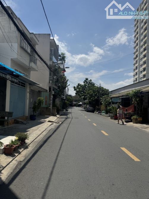 Bán Chung cư Lê Thành Block B –P.An Lạc, Q.Bình Tân. + Diện tích 71m² - 5