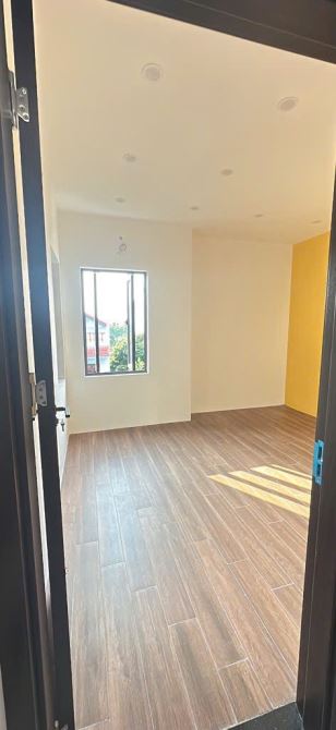 NHÀ ĐẸP THIẾT KẾ HIỆN ĐẠI TẶNG NỘI THẤT.XEM LÀ MÊ.Ở THI MIỄN CHÊ.TRANG BỊ KHOÁ TỪ VÂN TAY - 5