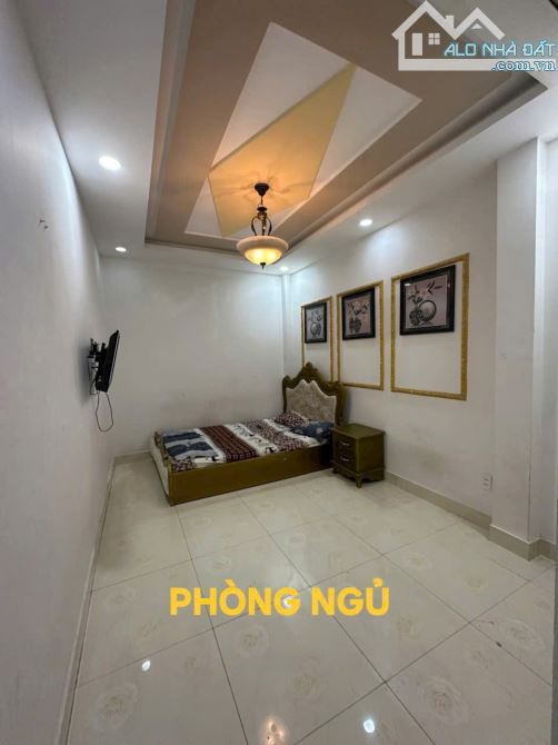 Bán nhà đẹp dạng khách sạn mini, 7PN, 8WC, 5T tại đường số 8, P.BHHB, Q.Bình Tân.Giá: 7.2 - 5