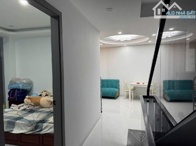 SIÊU PHẨM NHÀ ĐẸP 5 TẦNG HOÀNG LÊ KHA, NỞ HẬU 9.4M DT 86M2 - VÀO Ở NGAY - Chỉ 8.X tỷ - 5