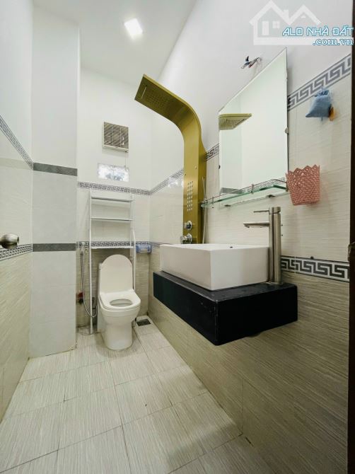 Bán nhà 4 tầng HXH đường Quang Trung, P8, Gò Vấp. Dt 4x11m, Giá 5.6 tỷ - 5