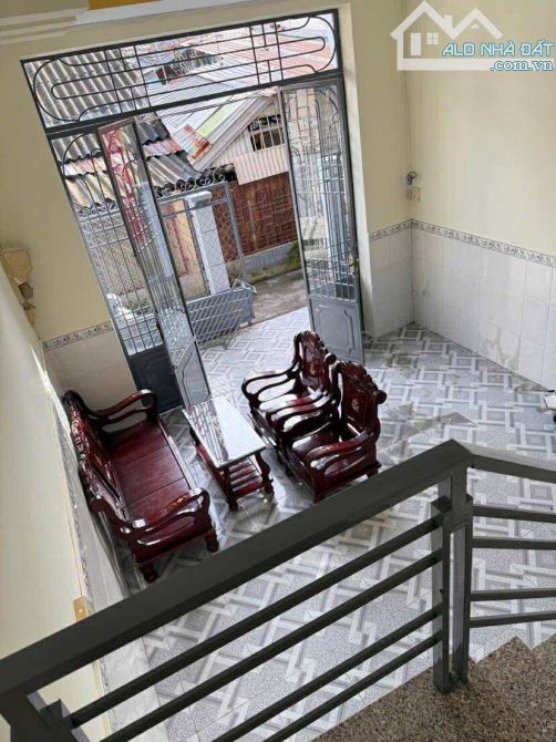 Cho thuê nhà 1 lầu hẻm 208 đường Tầm Vu 5 triệu - 5