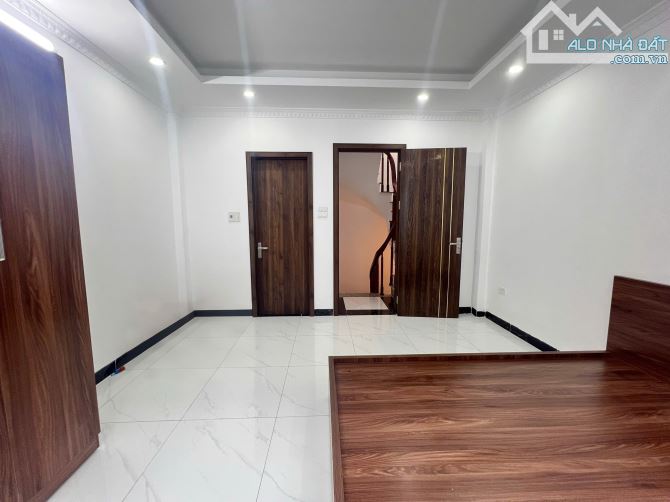 💥 GARA Ô TÔ – NHÀ 40M² x 6 TẦNG THANG MÁY – LÔ GÓC PHỐ NGUYỄN VĂN LINH – TẶNG NỘI THẤT – - 5