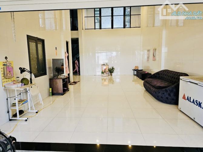 NGỘP BANK – BÁN GẤP NHÀ 2 TẦNG 286M² NGANG 8.5M – NGAY CHỢ HÒA KHƯƠNG 4,6 TỶ - 6