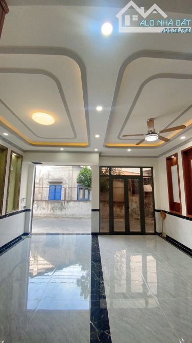 NP773 💥 Hạ giá bán căn nhà 1 trệt 1 lầu hiện đại gần giáo xứ Kim Bích - 6