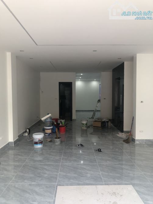 Cho thuê nhà Hoàng Thành, Nguyễn Văn Lộc, Mỗ Lao, HĐ. DT 120m2, MT 7m, 5 tầng thông sàn th - 6
