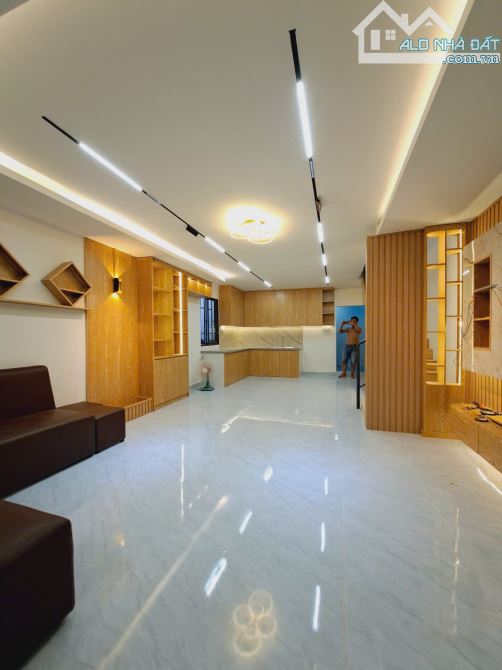 Tôi cần bán nhà 4,5x11m sau Aeon Tân Phú. Giá 2,1 tỷ - 6