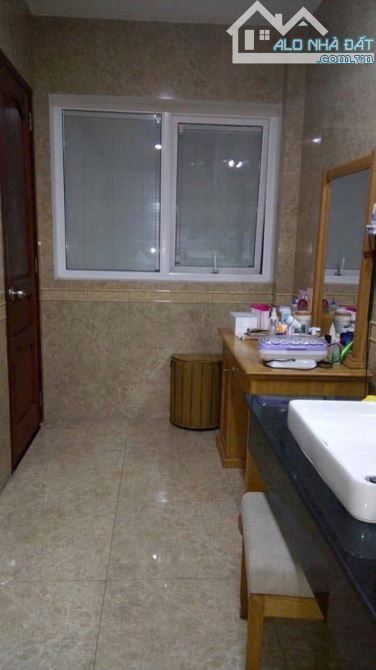 Bán nhà Bình Thạnh - khu biệt thự - 120m2 - ngang 6m - 5 tầng + hầm 4 ô tô - 6