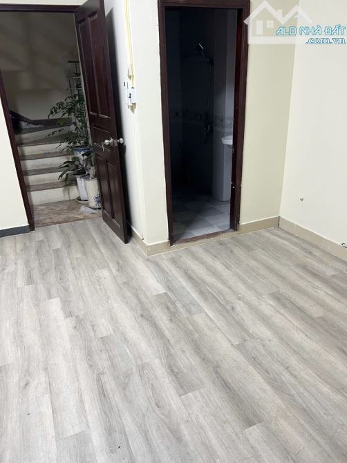 Bán nhà Bình Thạnh - CHDV dòng tiền - 4 tầng - ngang 5m - hẻm nhựa 12m + 3m vỉa hè - 6