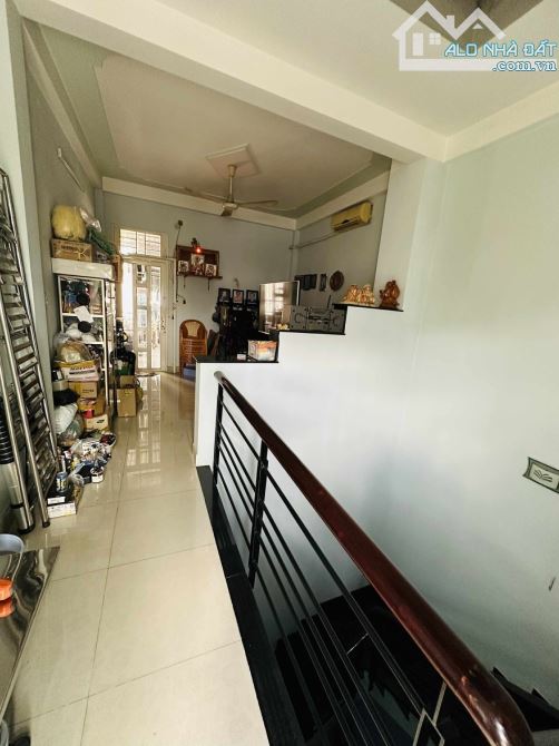 PHAN VĂN TRỊ - HẺM XE HƠI , 2 HẺM TRƯỚC SAU - 4 x 21  - 3 TẦNG - 9 TỶ CÒN TL - 6