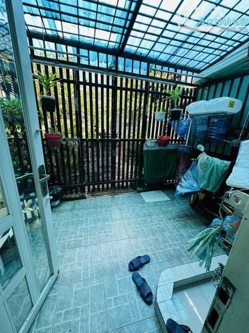 BÁN NHÀ TRẦN QUỐC TUẤN  – 2 MẶT HẺM XE HƠI – DT 85M² – 9 TỶ CÒN THƯƠNG LƯỢNG - 6