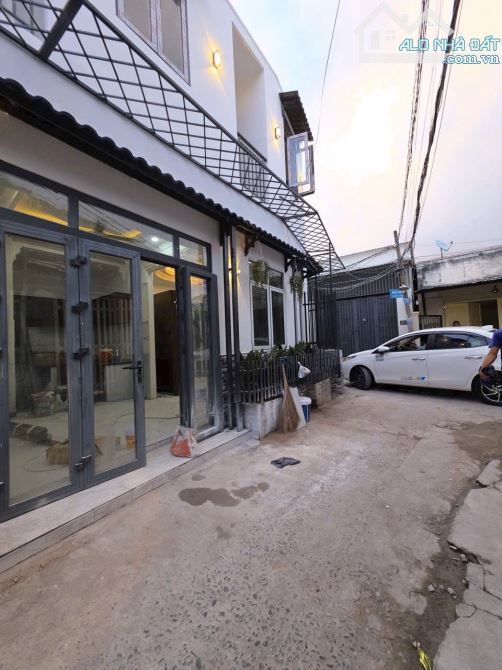 NHÀ HẺM XE HƠI NGỦ TRONG NHÀ LÔ NHÌ MẶT TIỀN NGUYỄN BÌNH PHÚ XUÂN-3,55 TỶ 71m2, 2PN - 6