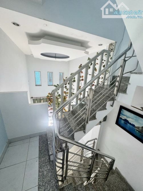 Liên khu 7-13, BHH A, Bình  Tân. DT 3 ×11, 3 tầng. Giá 3,65 tỷ TL. - 6