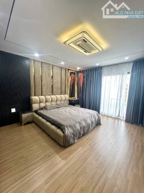 Nhà phố Nguyễn Văn cừ Long Biên lô góc thiết kế 6 tầng thang máy full nội thất - 6
