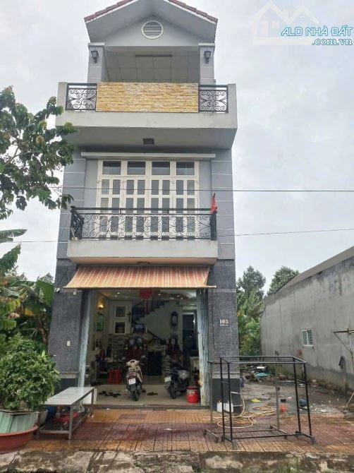 Chủ cần bán nhà trệt 2 lầu KDC Phú An, P. Hưng Phú, TP Cần Thơ. 5 phòng, giá 3.6 tỷ - 6