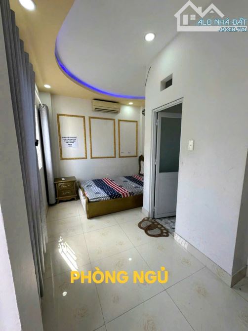 Bán nhà đẹp dạng khách sạn mini, 7PN, 8WC, 5T tại đường số 8, P.BHHB, Q.Bình Tân.Giá: 7.2 - 6