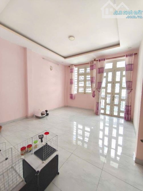 NHÀ 4 tầng,đường THỚI AN 13, phường THỚI AN, Q12, DT 101,9m2 ( 4,5m x 23m )hẻm 5m - 6