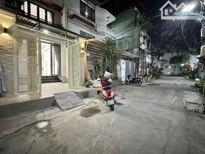 BÁN NHÀ HẺM Ô TÔ UNG VĂN KHIÊM SAU LƯNG ĐH. HUTECH - 62M2 - 4 TẦNG (6 PN) - CHỈ 13.9 TỶ - 7