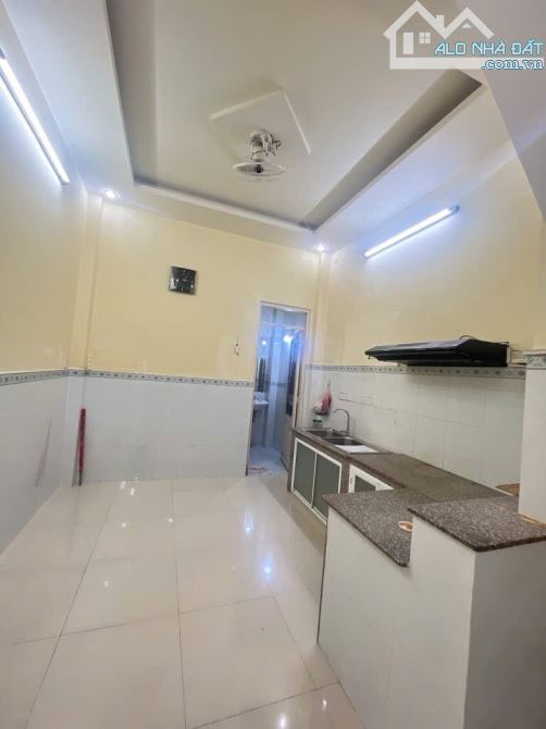 Bán nhà mặt tiền Đường số 51, Tân Hưng, Quận 7. DT82m2S. Giá 8.x tỷ - 7