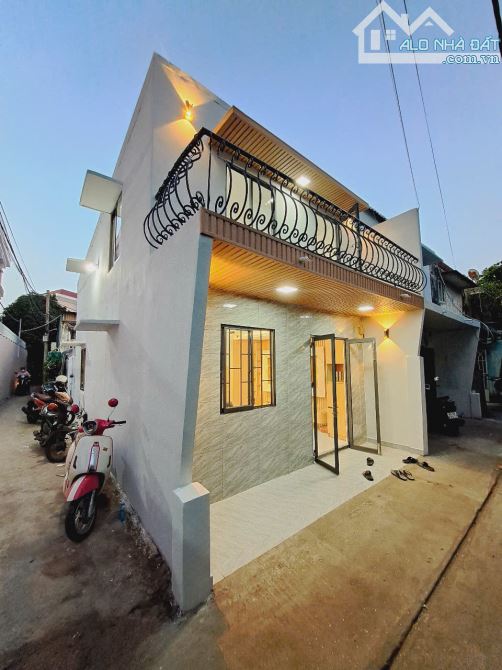 Tôi cần bán nhà 4,5x11m sau Aeon Tân Phú. Giá 2,1 tỷ - 7