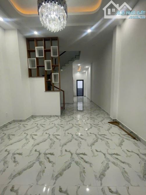 Hàng nóng Tân Phú, đường Nguyễn Quý Anh, nhà đẹp, dọn vào ở ngay - 7