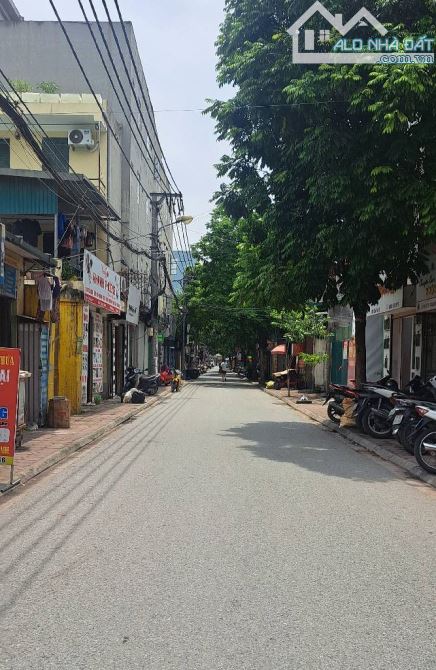 Cạnh Mặt Phố- Nguyễn Quý Trị Kiêu Kỵ_70m Vuông Vắn -Cách Vin1 chỉ 1 Phút Đạp Xe - 7