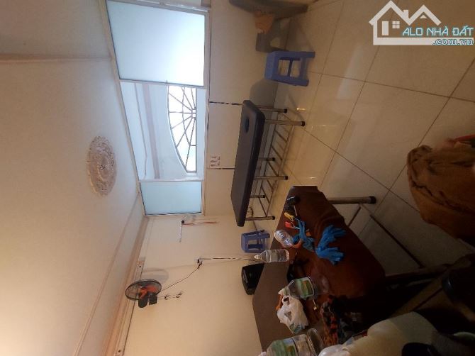 HẺM XE HƠI NGỦ TRONG NHÀ - NGUYỄN THỊ THẬP GẦN CHỢ TÂN MỸ - 3 TẦNG -DT: 4*18.4m- 7 tỷ 5 - 7