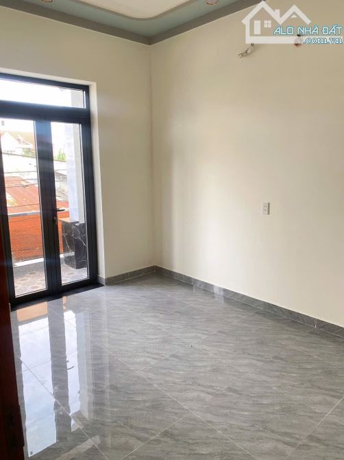 NP773 💥 Hạ giá bán căn nhà 1 trệt 1 lầu hiện đại gần giáo xứ Kim Bích - 8