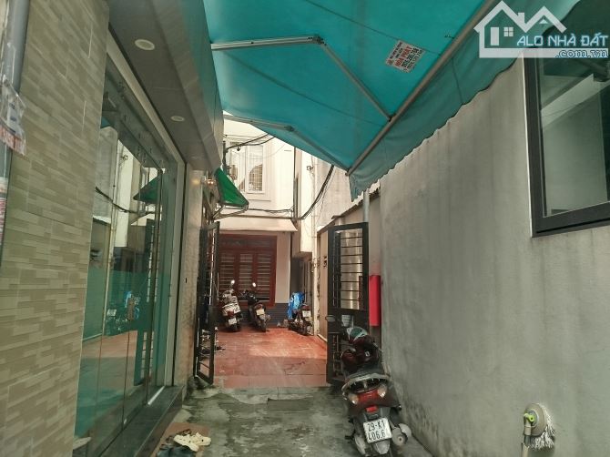 💥Bán nhà 33m2 X 4 tầng P. Thạch Bàn - 4.95 tỉ - gần oto tránh💥 - 8