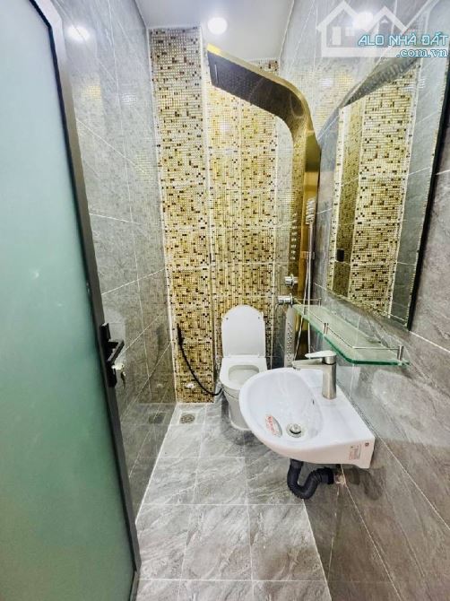 💥GẤP BÁN GIẢM SÂU - XE HƠI NGỦ TRONG NHÀ - 4 TẦNG CỰC ĐẸP - DT 4.1M x 12M-PHẠM VĂN CHIÊU - 8