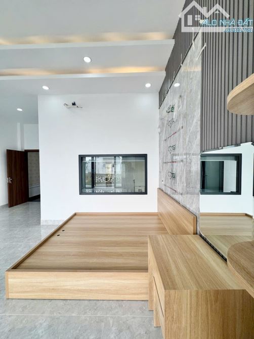 CHỦ GỞI BÁN NHÀ 1 TRỆT 2 LẦU 3 TẤM ĐÚC THUỘC KDC HOÀNG MINH CHÁNH P.HOÁ AN. GIÁ CHỈ 4,8 TỶ - 8