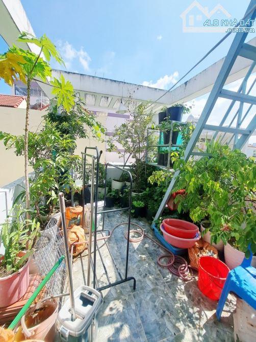 💥 Q11: NGAY HÀN HẢI NGUYÊN – 3/2 – HẺM 8M THÔNG – 4 TẦNG ĐÚC ĐẸP 💥 •	Diện tích: 31m² - 8