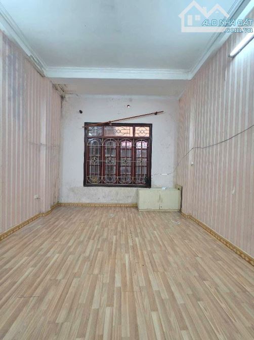 Lương Định Của - Ngõ nông - Gần ô tô - Nhà dân xây chắc chắn - Khách về spa lại là đẹp nga - 8
