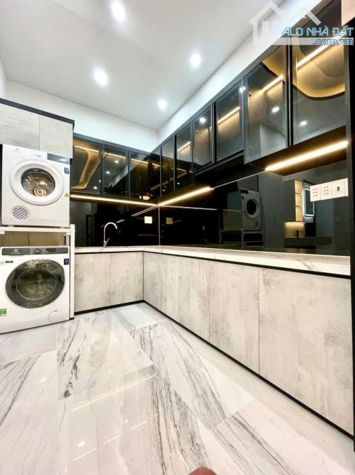 1 căn duy nhất Bán biệt thự vườn Huỳnh Tấn Phát, Nhà Bè, Dt 155m. Giá 6,8 tỷ - 8
