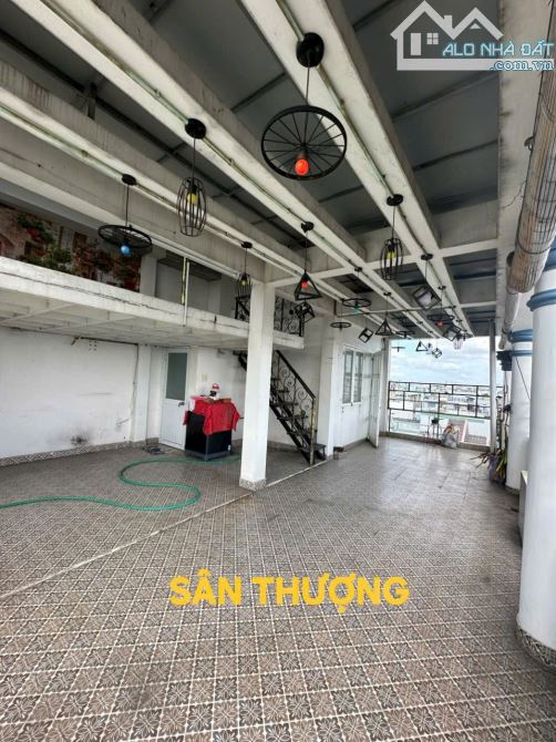 Bán nhà đẹp dạng khách sạn mini, 7PN, 8WC, 5T tại đường số 8, P.BHHB, Q.Bình Tân.Giá: 7.2 - 8