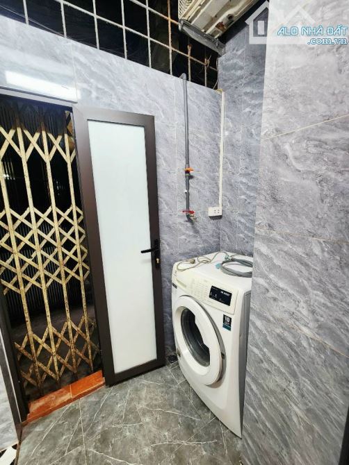 Bán tập thể tầng 1 phố Lê Gia Định 2 ngủ 2 vệ sinh, trung tâm quận Hai Bà Trưng giá 3.38tỷ - 8
