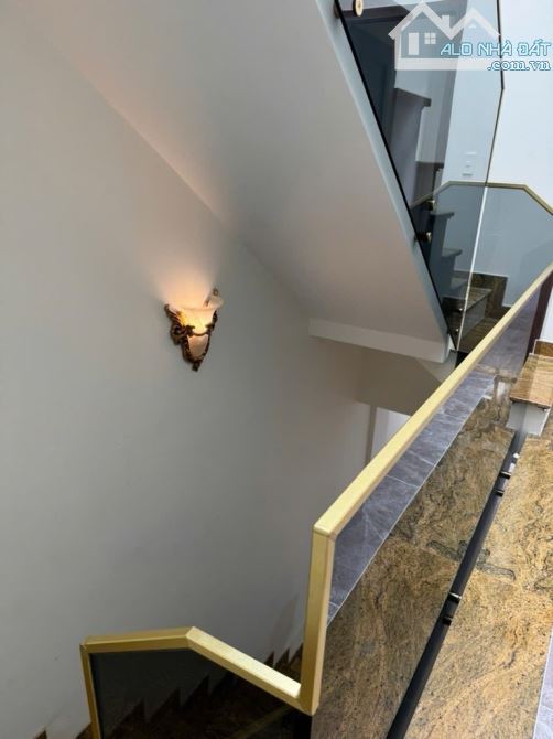 🏠 Mặt tiền kinh doanh - Tân Định Quận 1 - 60m2 (4mx15m) - 3 tầng nội thất - chỉ hơn #18tỷ - 8