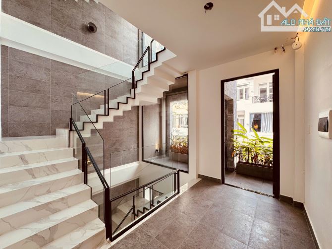 Nhà đẹp trong KQH bậc nhất trung tâm Đà Lạt - 9