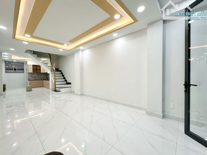 Bán nhà Bình Thạnh - Khu D nổi tiếng - 4 tầng mới - hẻm 8m kinh doanh - 9
