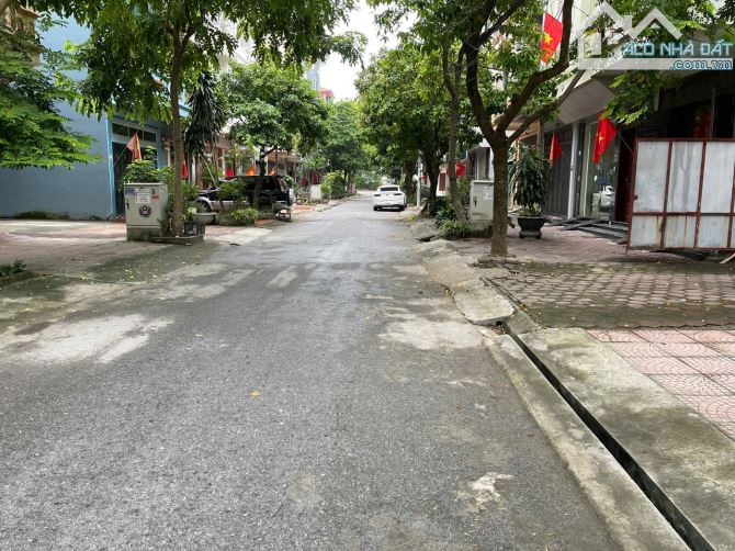 4ty820 CẦN BÁN NHÀ 4 TẦNG SIÊU ĐẸP – KĐT NAM CHÂU GIANG, PHƯỜNG LIÊM CHÍNH, TP. PHỦ LÝ - 9